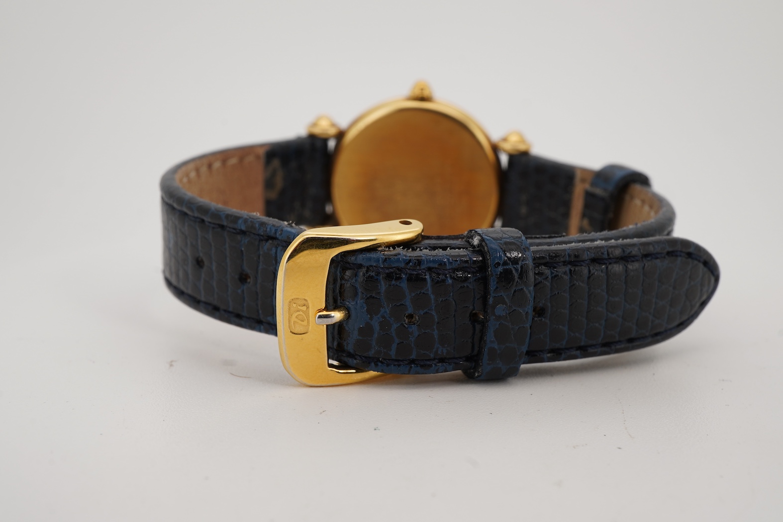 A lady's recent 18ct gold Swiss Baume & Mercier quartz wrist watch